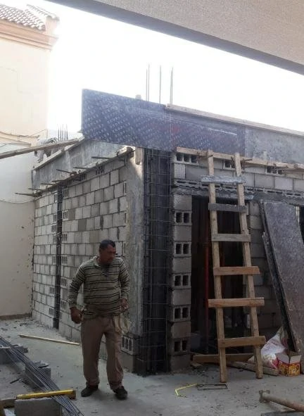 بناء ملاحق ومجالس